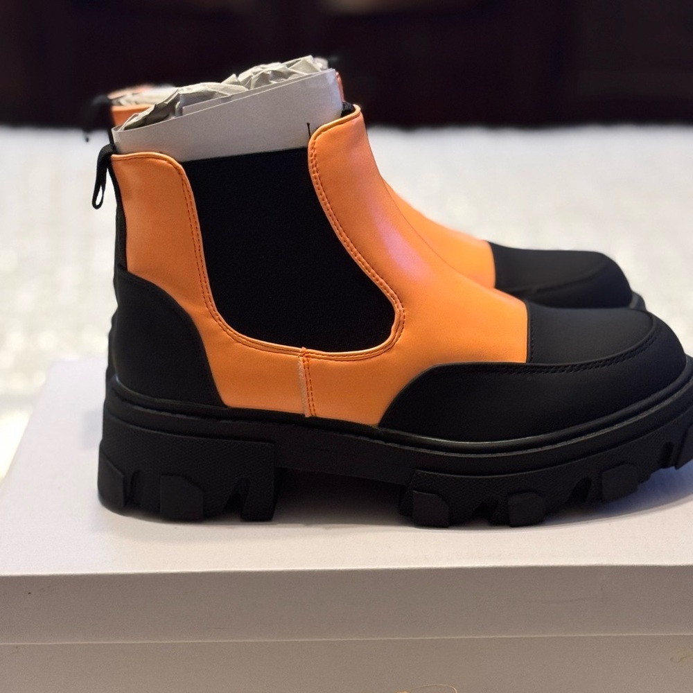 Mata Shoes Neon Dreams Orange Womens Chelsea Boots